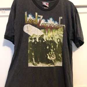 Led Zeppelin ringer tee sz M